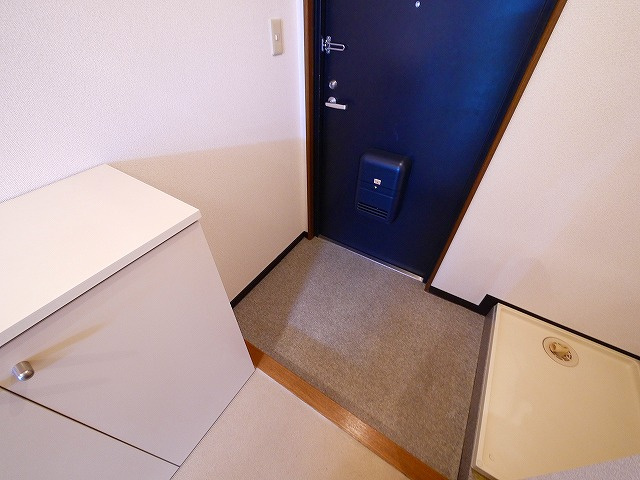 杉ヶ中町ビルの玄関|ゆったりとした玄関です