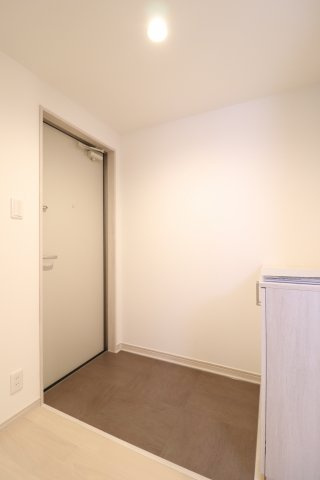 【玄関】 | ヴィクトワール放出