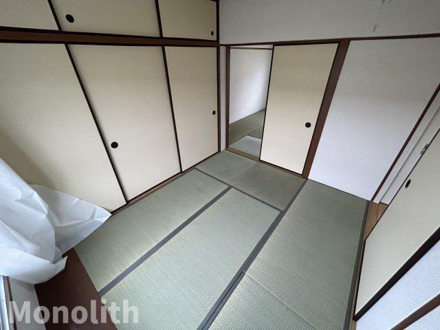 鶴山台31号棟の和室