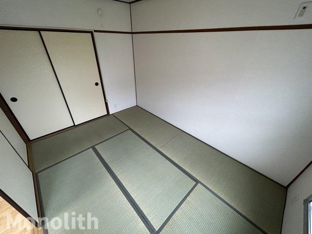 鶴山台31号棟の和室