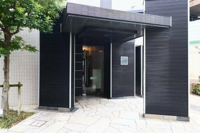 ＥＸＩＭ　ＮＩＳＨＩＳＵＧＡＭＯのエントランス