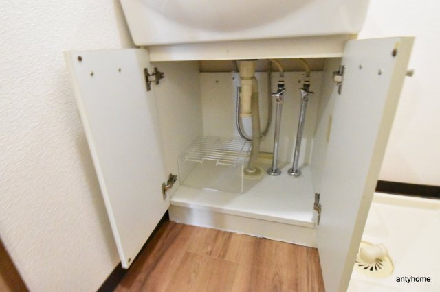 レジナコート　仲介手数料無料の収納