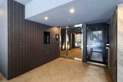 【エントランス】 | ＧＲＡＮＳＩＴＥ　ＮＡＫＡＭＥＧＵＲＯ