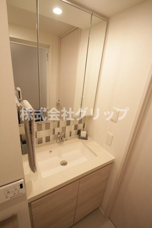横浜市西区中央２丁目の賃貸マンション