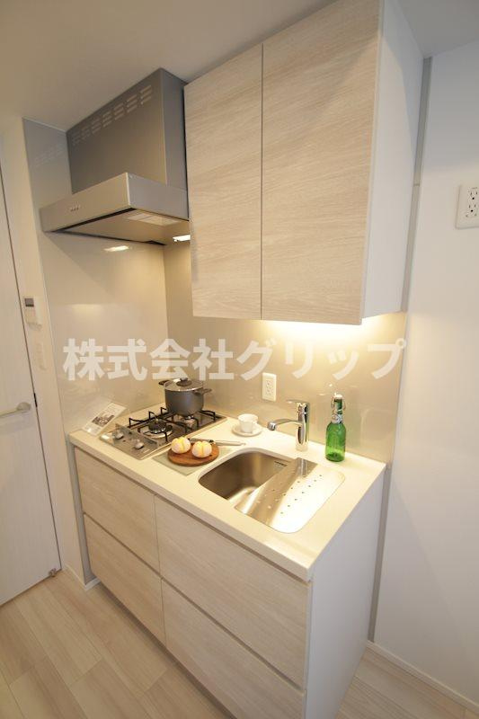 横浜市西区中央２丁目の賃貸マンションのキッチン