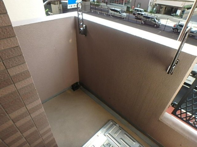 アピス三軒茶屋のバルコニー|広々としたバルコニーです