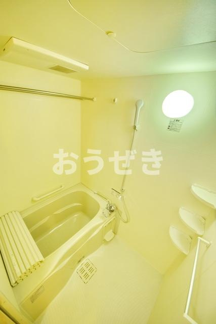 エクセル霞ヶ丘の浴室