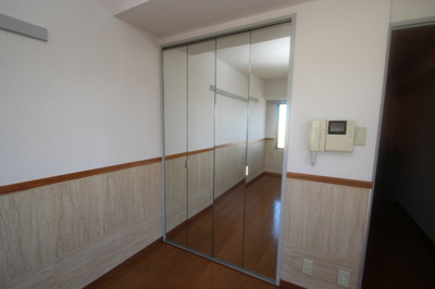 【洋室】 | セシーズイシイ16 | ※同建物ほかのお部屋の写真です。