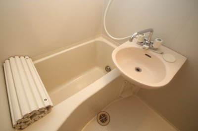 【浴室】 | セシーズイシイ16 | ※同建物ほかのお部屋の写真です。