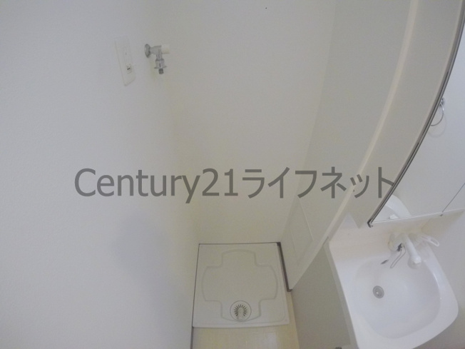 【設備】 | レジュールアッシュ梅田北 | 洗濯機置場です。