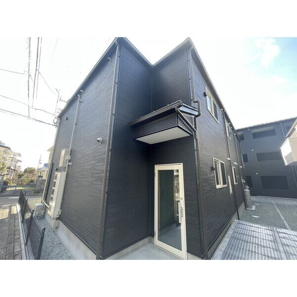 RS上杉通のエントランス