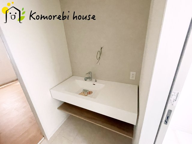 北本市緑1丁目　新築一戸建て　スマート・ワンシティ　04の独立洗面台|独立洗面台です
