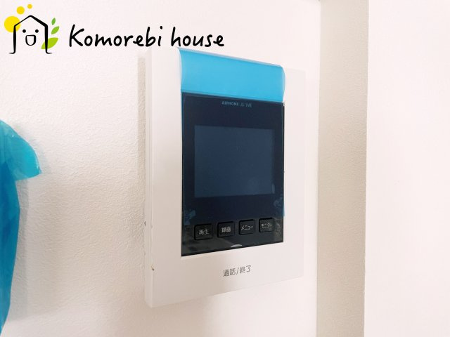 北本市緑1丁目　新築一戸建て　スマート・ワンシティ　04の防犯設備|モニター付インターホンです