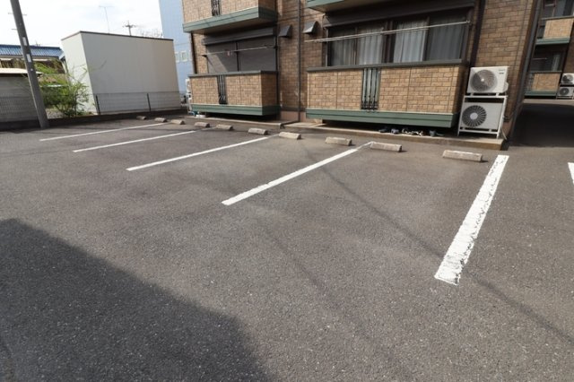 【駐車場】 | プロシード Ｆ | 駐車場