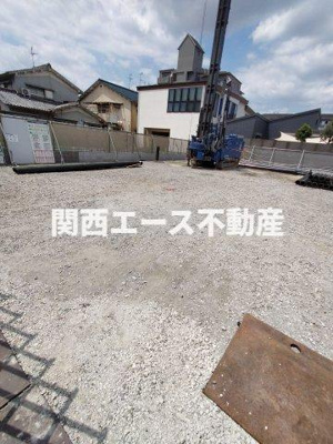 【駐車場】 | コントレイル | 建物前に駐車場が３区画
