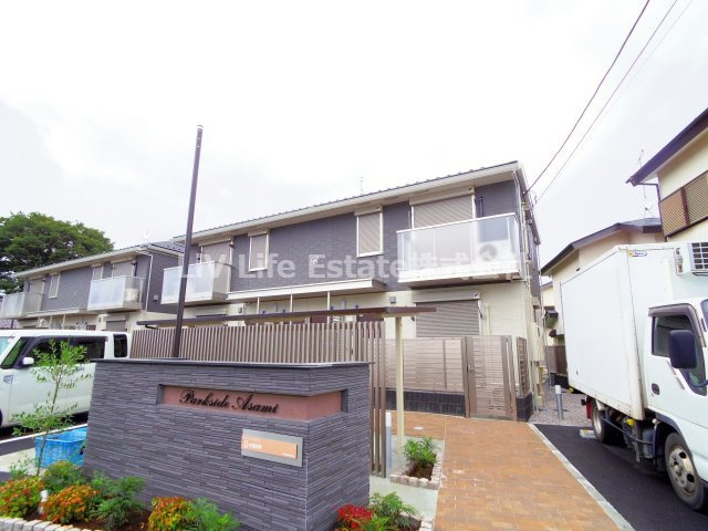 パークサイドアサミA棟　旧D-room南沢3丁目AB　A棟