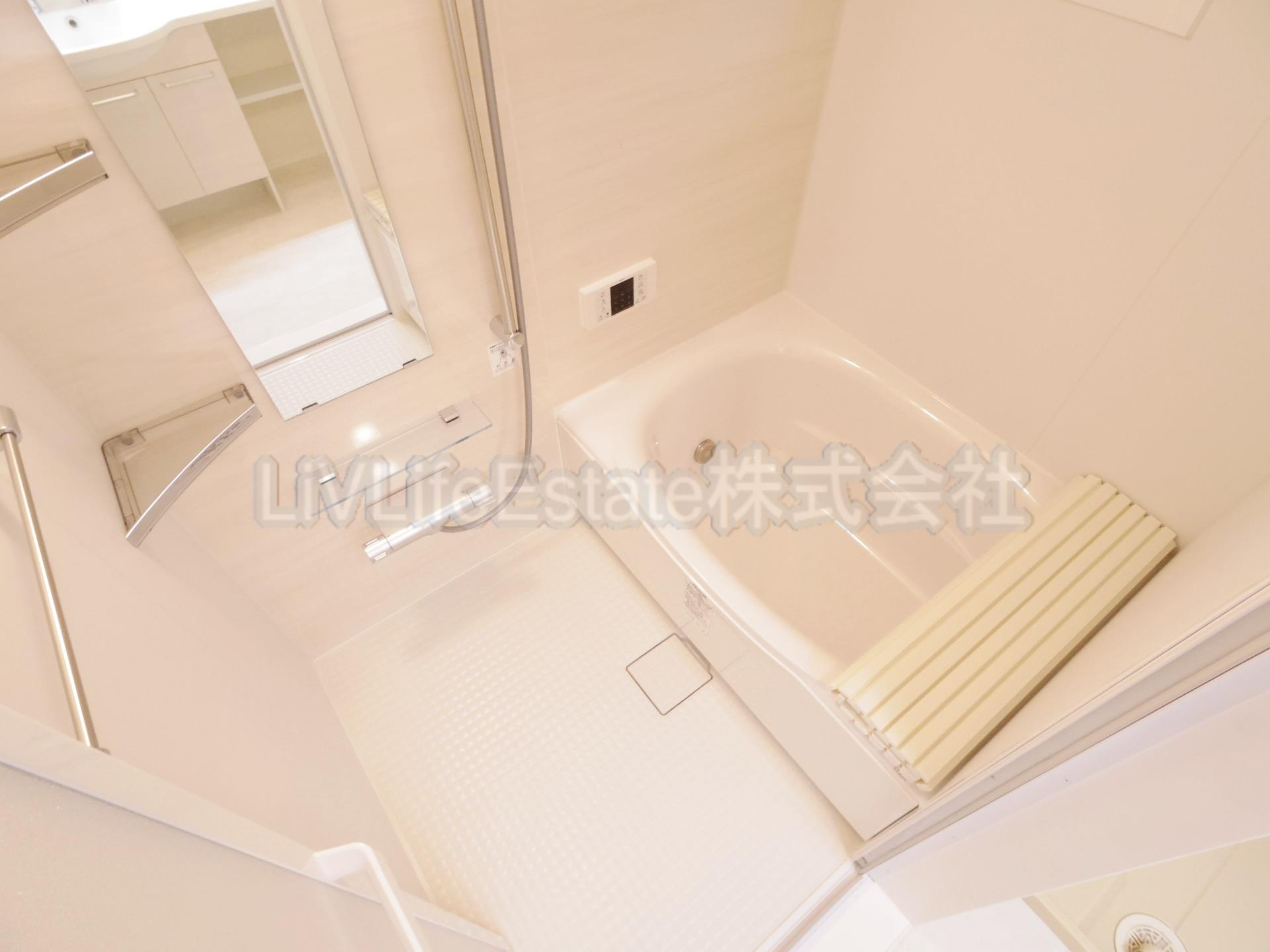 パークサイドアサミA棟　旧D-room南沢3丁目AB　A棟の浴室