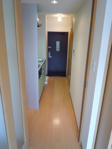 ソレイユ千寿のその他|★お部屋から玄関側を見た感じです★