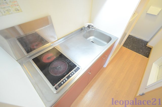 レオパレス東蟹屋のキッチン|備品や設備仕様は号室等により異なります現地をご確認下さい。