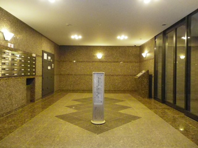 【ロビー】ルーブル中野沼袋弐番館