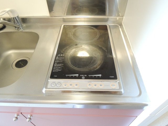 レオパレスルネのキッチン