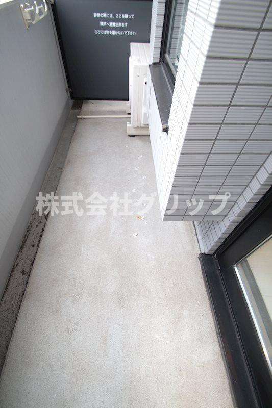 グランド・ガーラ桜木町駅前のバルコニー