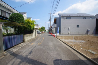 【前面道路含む現地写真】 | 【仲介手数料無料！！】府中市西原町4丁目　新築戸建て（全1棟）1号棟　7099万円