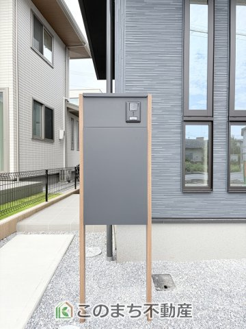 グラファーレ宇都宮市平松2期の設備|留守時の配達物は宅配ボックスで受け取ることができて便利です♪
