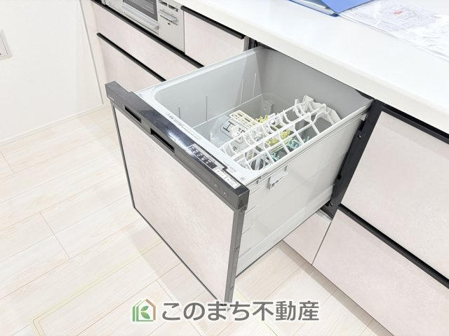グラファーレ宇都宮市平松2期のキッチン|食洗器ございます。