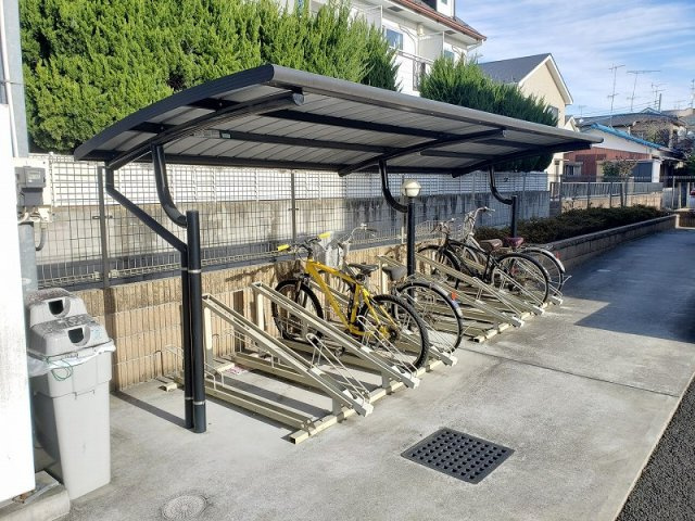 レオネクストタケウチのその他