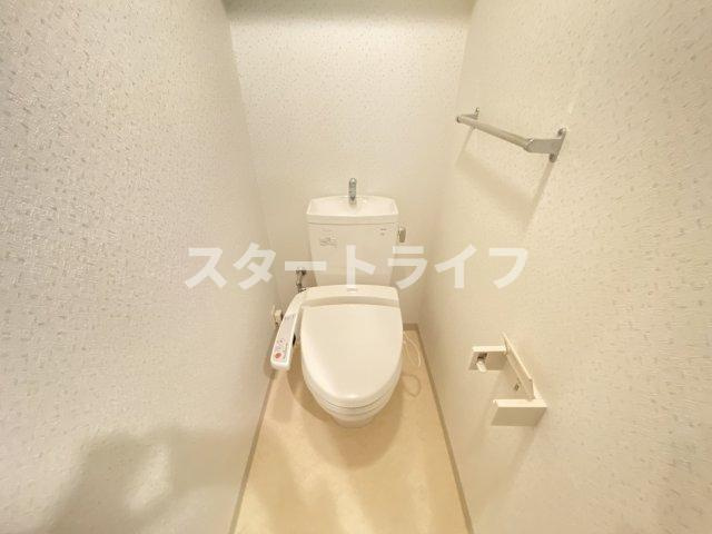 大阪市淀川区西宮原２丁目の賃貸マンションのトイレ|参考写真