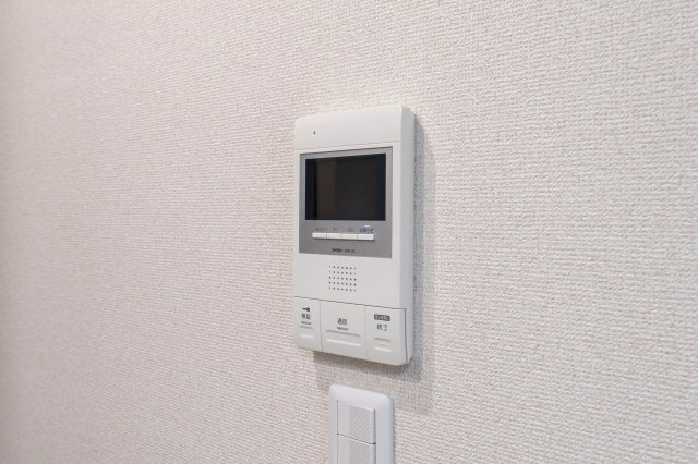 AP188 グリシュアーヴ旭町 103のセキュリティ|



