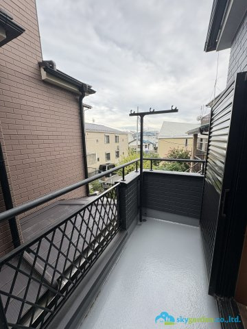 藤沢市羽鳥１丁目　中古戸建のバルコニー