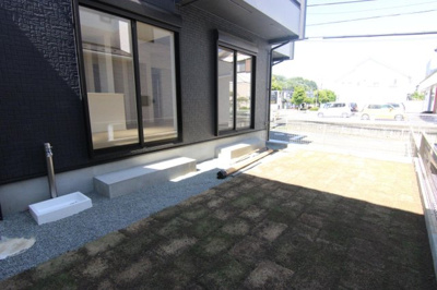 【庭】 | 厚木市鳶尾　全２棟　新築住宅