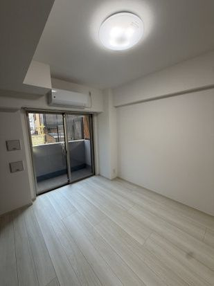 GENOVIA船橋（ジェノヴィア船橋）の居間・リビング