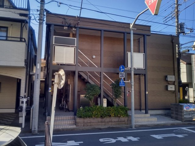 レオパレスプリマヴェーラの外観