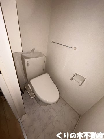 【トイレ】 | カーサ　コルディアーレ　Ａ | 清潔感のあるトイレです