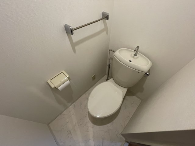 イースト七番館のトイレ