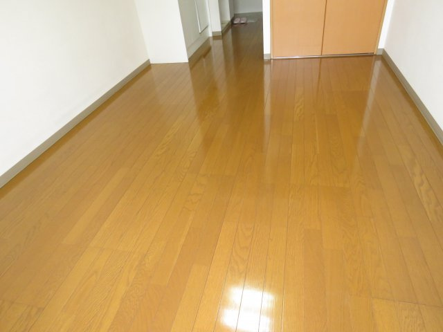 伊勢原七番館の洋室|反転タイプ