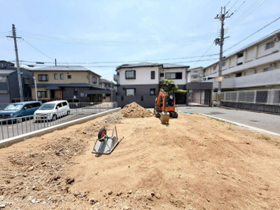【外観】 | 日置荘西町８丁　新築一戸建 | 西友まで徒歩１１分♪サンエーまで徒歩１１分♪サンディまで徒歩１２分♪毎日のお買い物に便利ですね！その日の特売日などでスーパーを選べますね♪
