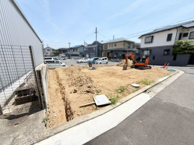 【前面道路含む現地写真】 | 日置荘西町８丁　新築一戸建 | 登美丘西こども園まで徒歩８分！小さなお子様のいるご家庭も安心ですね♪