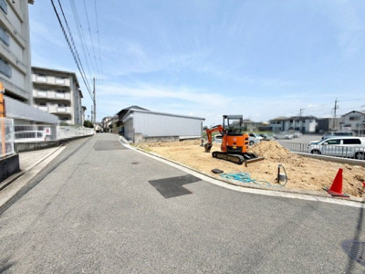 【前面道路含む現地写真】 | 日置荘西町８丁　新築一戸建 | 親切・丁寧を心がけ、お客様目線で物件探しのお手伝いをさせて頂きます♪お気軽にお問い合わせください！