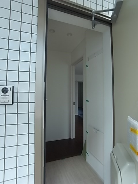 フルール（浜3丁目）の玄関