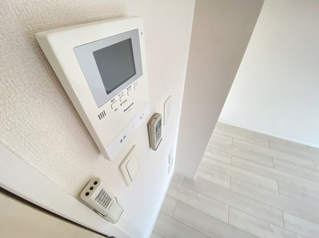 エンタープライズ　ガーデンのセキュリティ|カメラ付インターホン