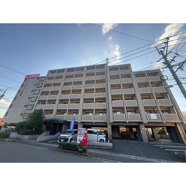 福岡市博多区春町３丁目の賃貸マンション