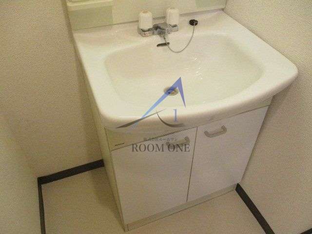 菱和パレス三軒茶屋の洗面所|洗面台です。