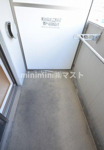 アドバンス西梅田Ⅲエミネンスのバルコニー