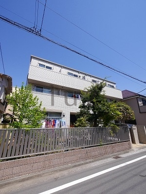 コーポウィステリアツーの外観