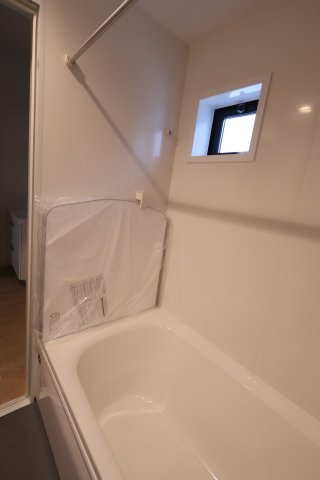 《仲介手数料無料》西東京市栄町２丁目2-18新築一戸建てケイアイグレイスの浴室