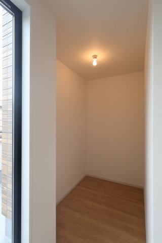 《仲介手数料無料》西東京市栄町２丁目2-18新築一戸建てケイアイグレイスの収納